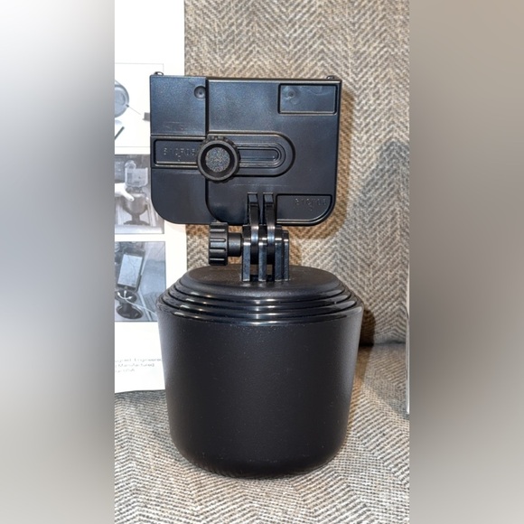 NWT WeatherTech CupFone Black Cell Phone Holder - Picture 2 of 2